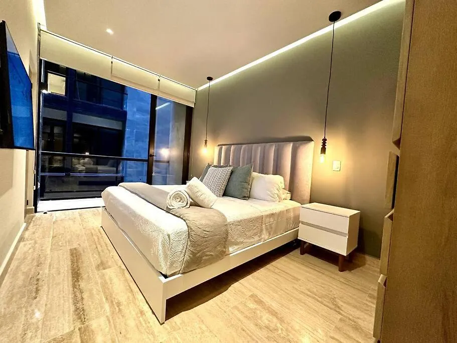 Modern Loft With Rooftop Pool & Steps From The Beach By Solmar Rentals Playa del Carmen Appartamento