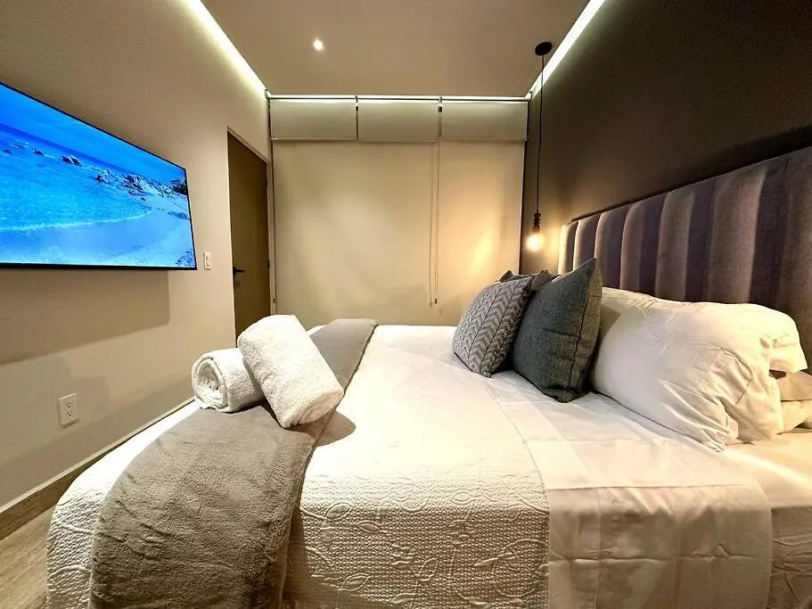 Modern Loft With Rooftop Pool & Steps From The Beach By Solmar Rentals Playa del Carmen Messico